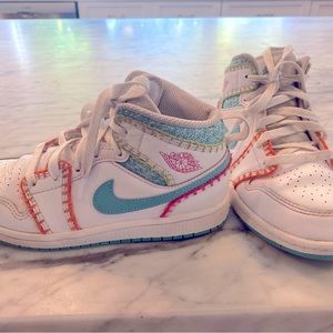 Nike Air Jordan kids sneakers 2.5